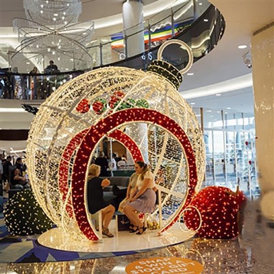 Оптова ціна Зовнішній водонепроникний IP65 великого розміру Різдвяні кульки Мотив світло для продажу